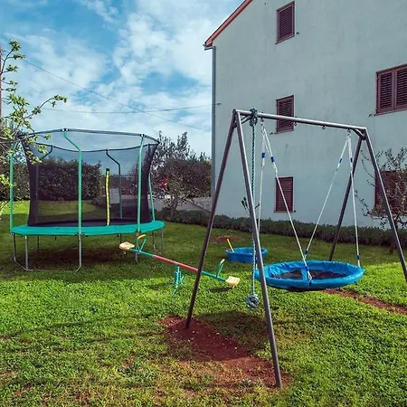 Falu Appartamento Štinjan